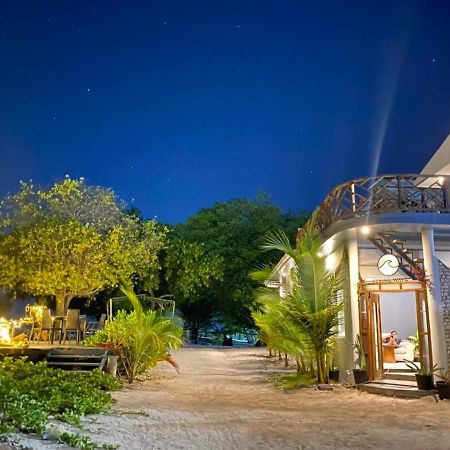 ホテル String Wave Maldives グリ エクステリア 写真