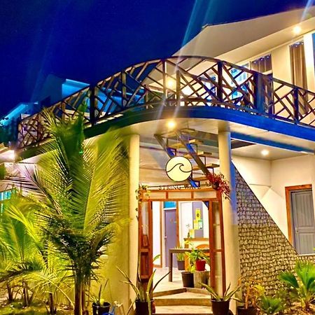 ホテル String Wave Maldives グリ エクステリア 写真