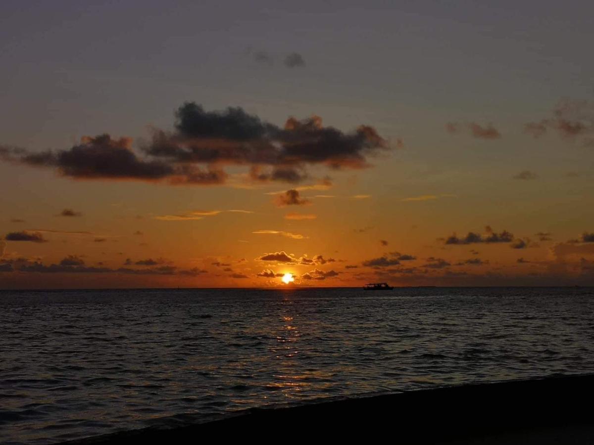 ホテル String Wave Maldives グリ エクステリア 写真