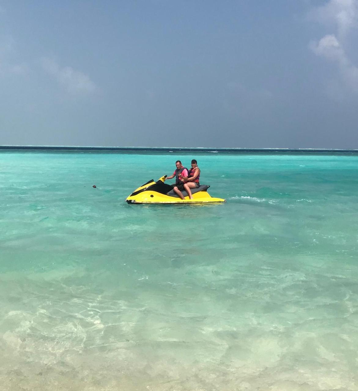 ホテル String Wave Maldives グリ エクステリア 写真